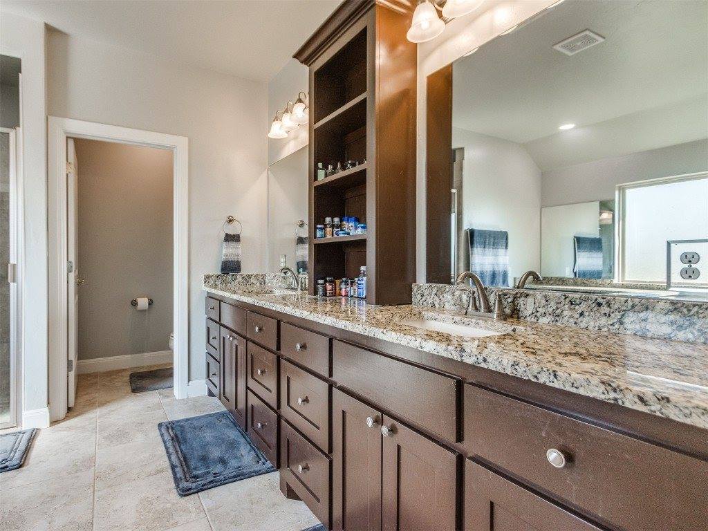 4210 Paradise Drive, Blanchard, OK 73010