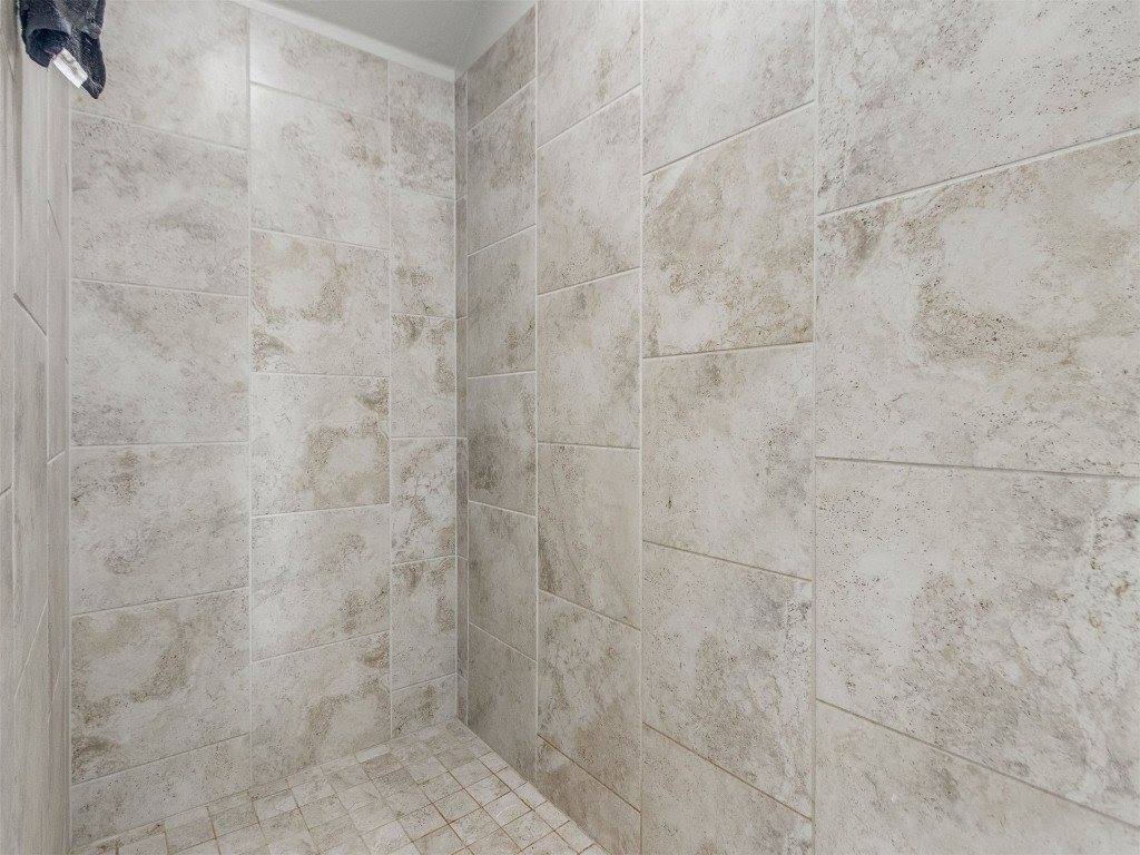 4210 Paradise Drive, Blanchard, OK 73010