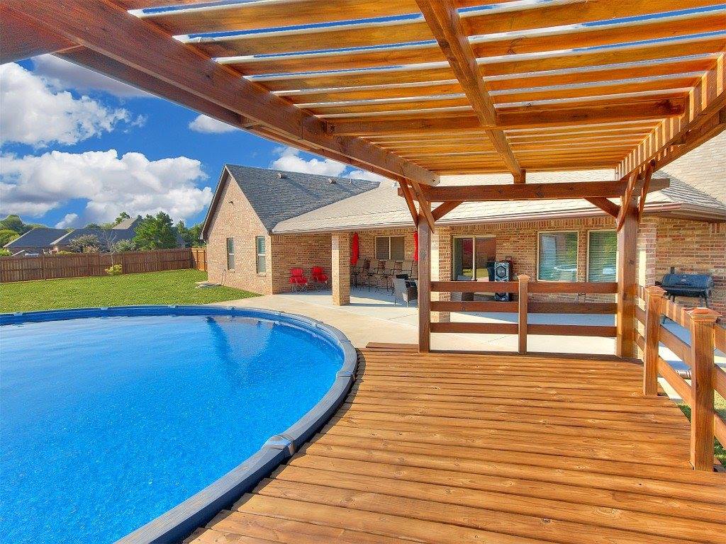 4210 Paradise Drive, Blanchard, OK 73010