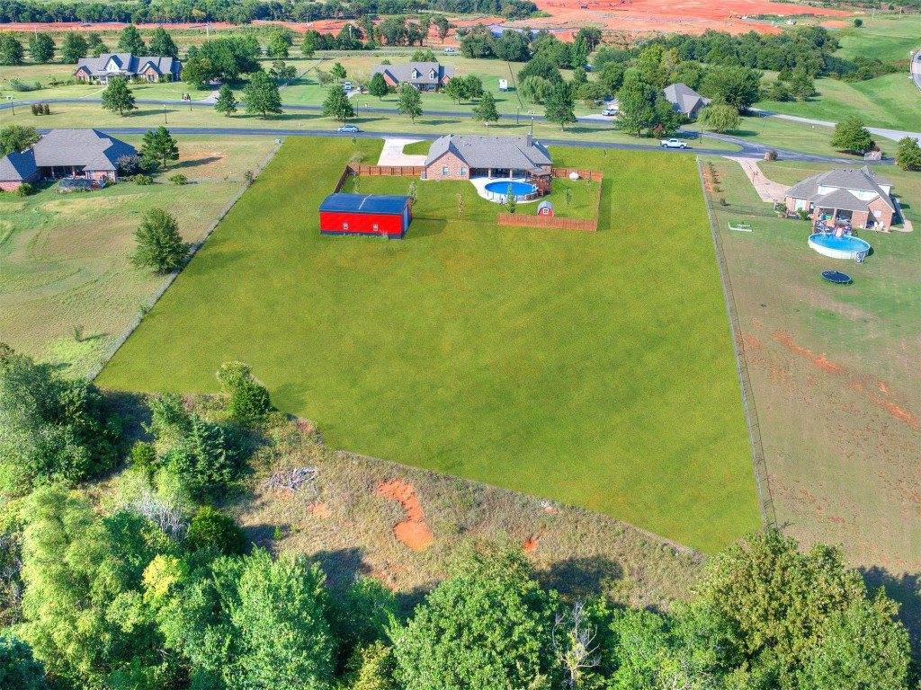 4210 Paradise Drive, Blanchard, OK 73010