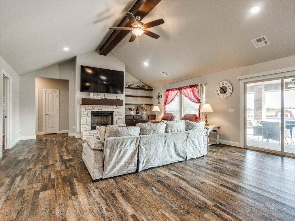 4210 Paradise Drive, Blanchard, OK 73010