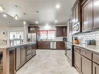 4210 Paradise Drive, Blanchard, OK 73010