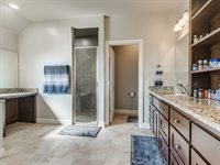 4210 Paradise Drive, Blanchard, OK 73010