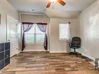 4210 Paradise Drive, Blanchard, OK 73010