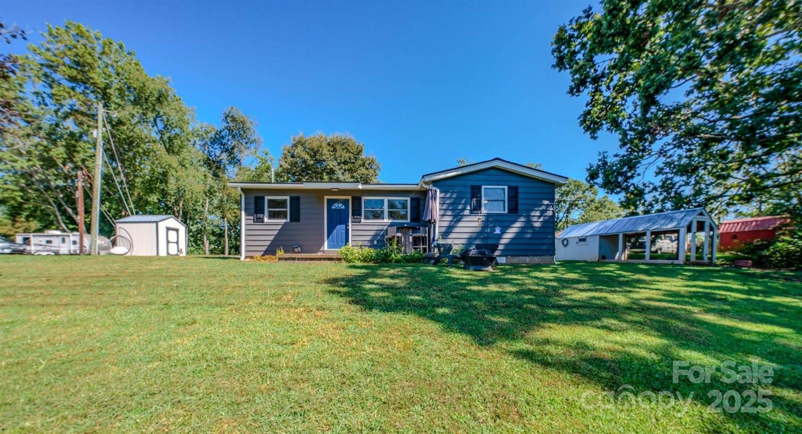 26 Center Street, Candler, NC 28715