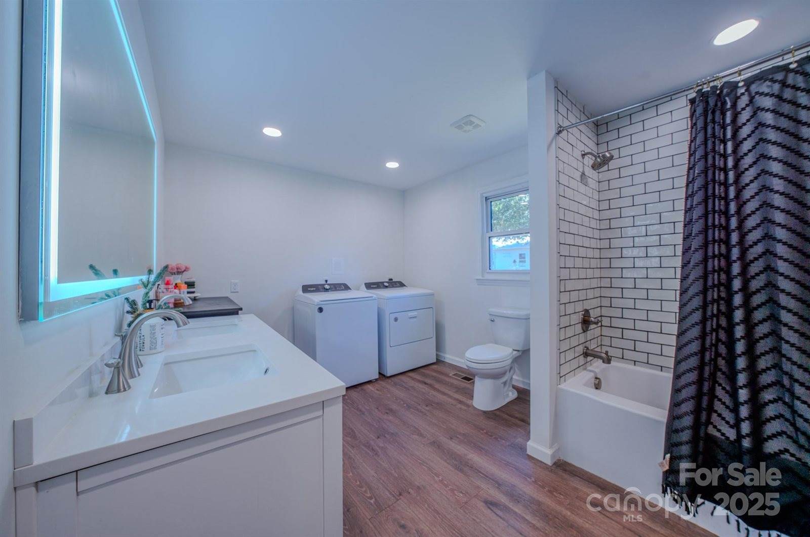 26 Center Street, Candler, NC 28715