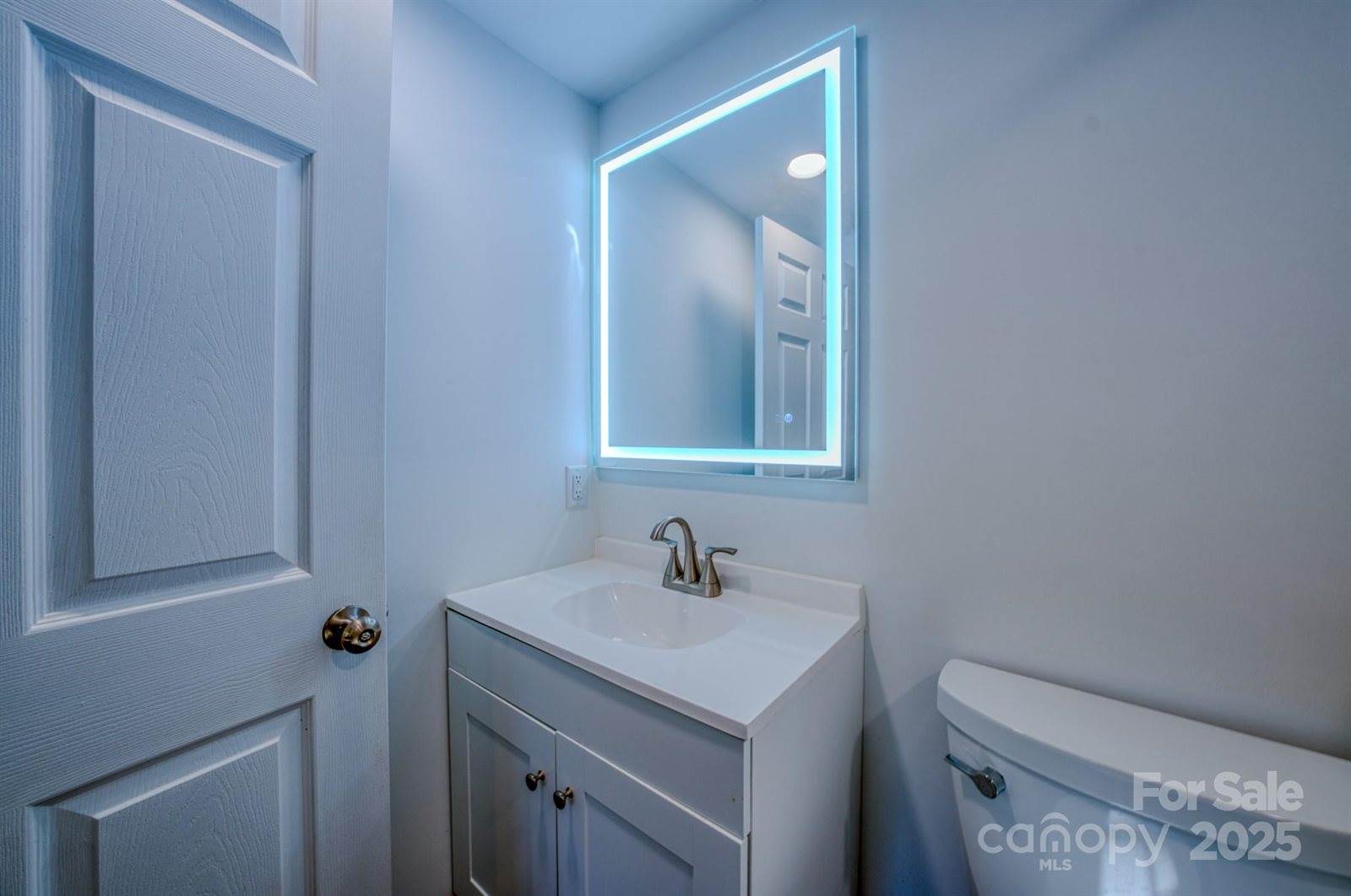 26 Center Street, Candler, NC 28715