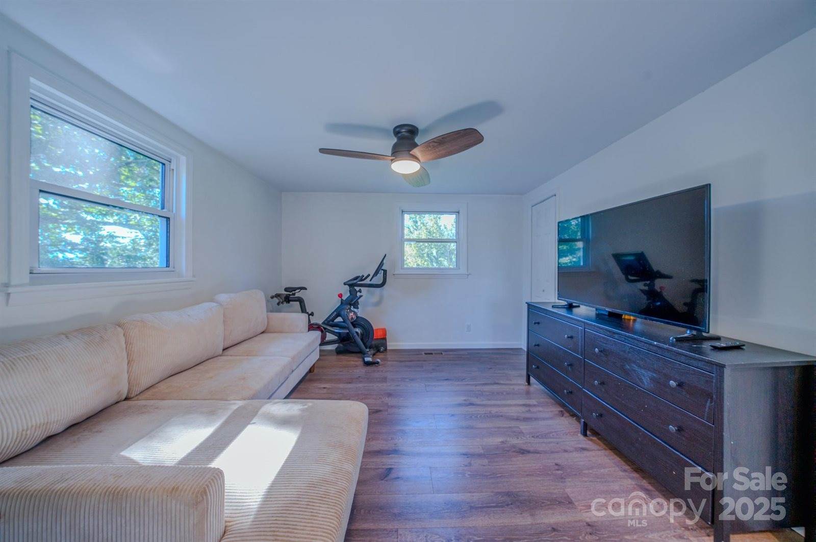 26 Center Street, Candler, NC 28715