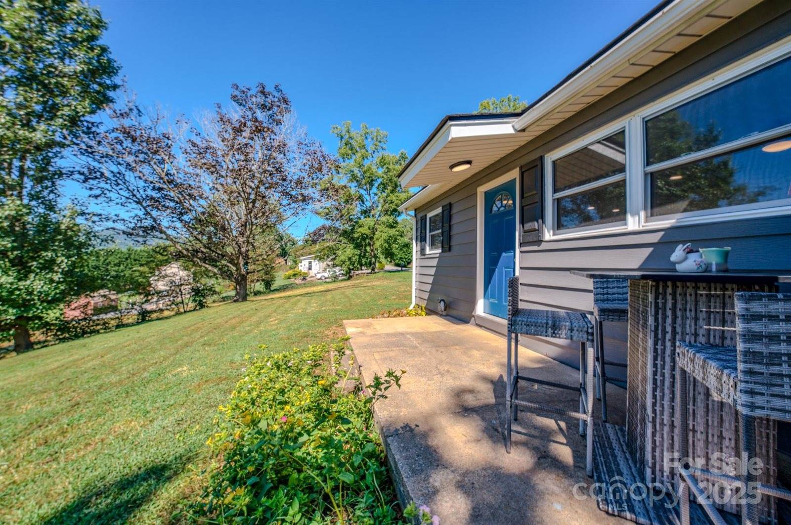 26 Center Street, Candler, NC 28715