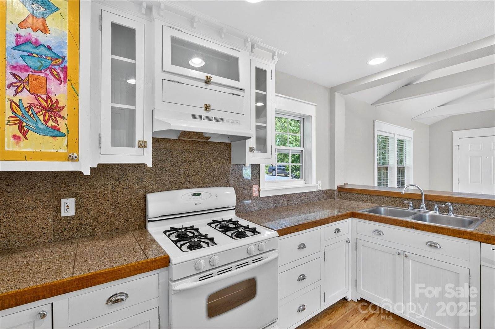 160 East Howard Street, Tryon, NC 28782