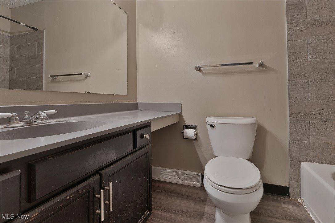 3012 Ivy Hill Circle, Cortland, OH 44410