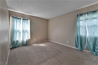 3012 Ivy Hill Circle, Cortland, OH 44410