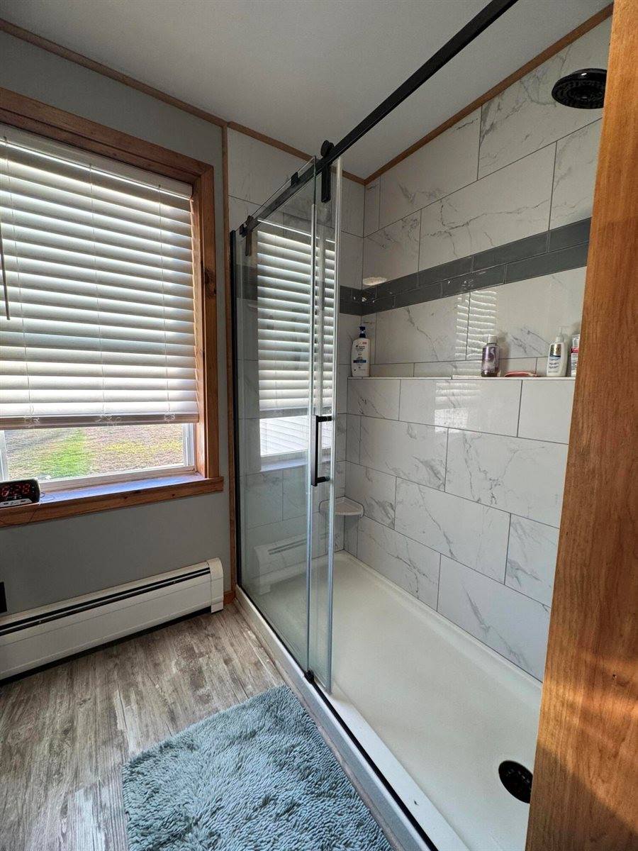 9 Main Street, Corinth, ME 04427