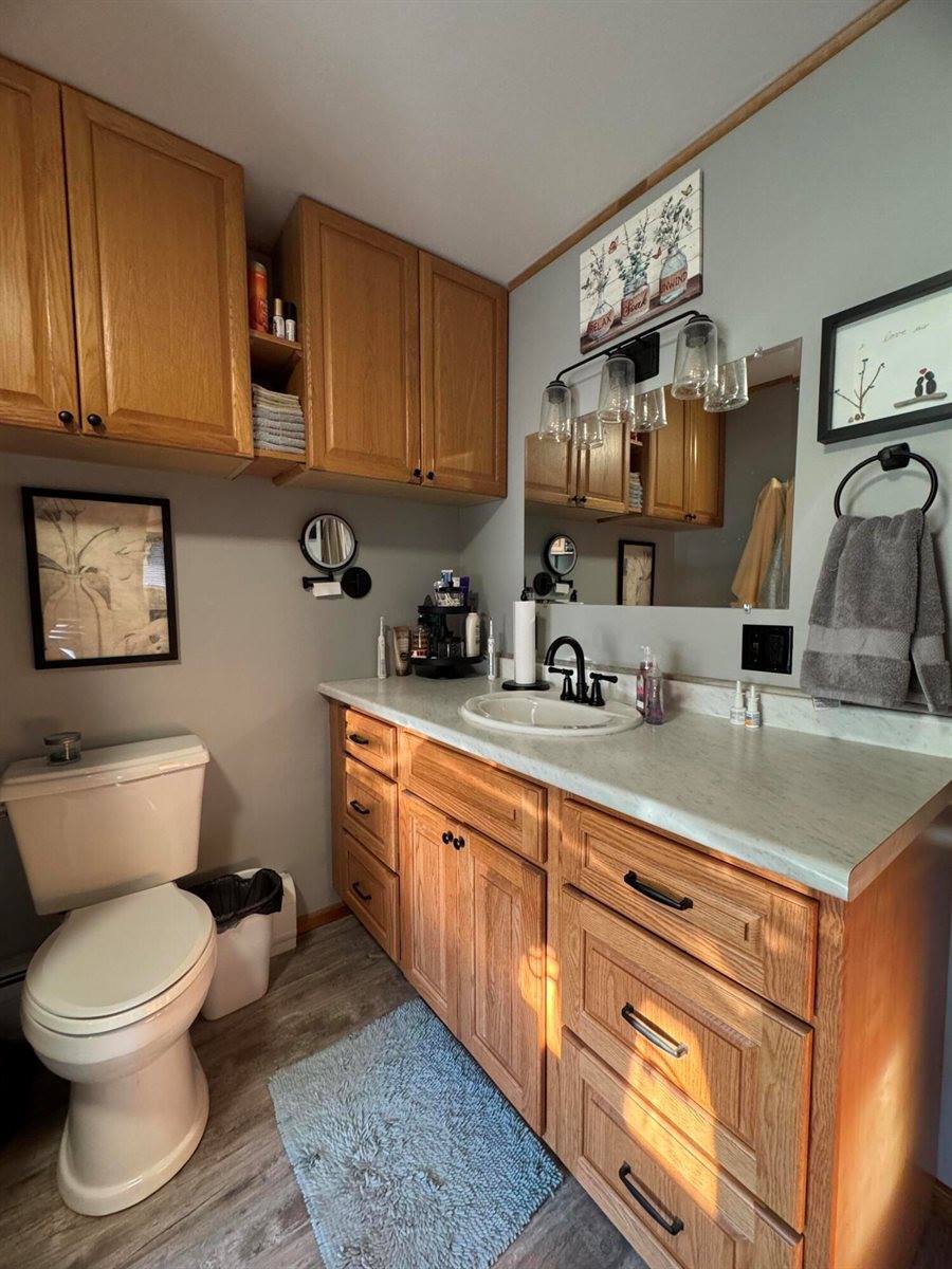 9 Main Street, Corinth, ME 04427