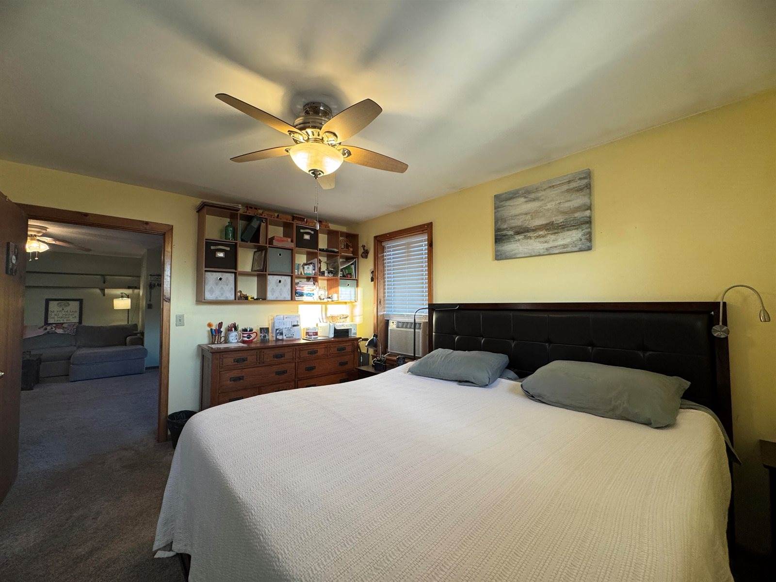 9 Main Street, Corinth, ME 04427