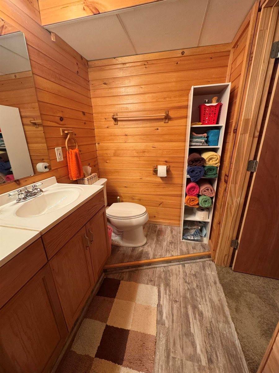 9 Main Street, Corinth, ME 04427