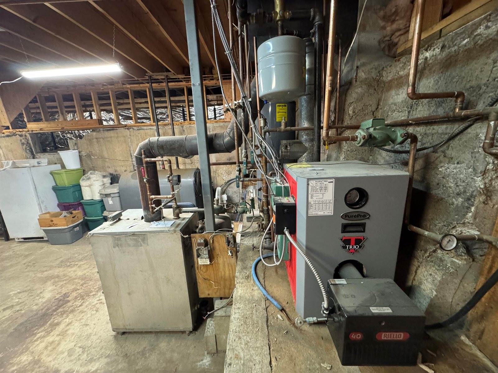 9 Main Street, Corinth, ME 04427