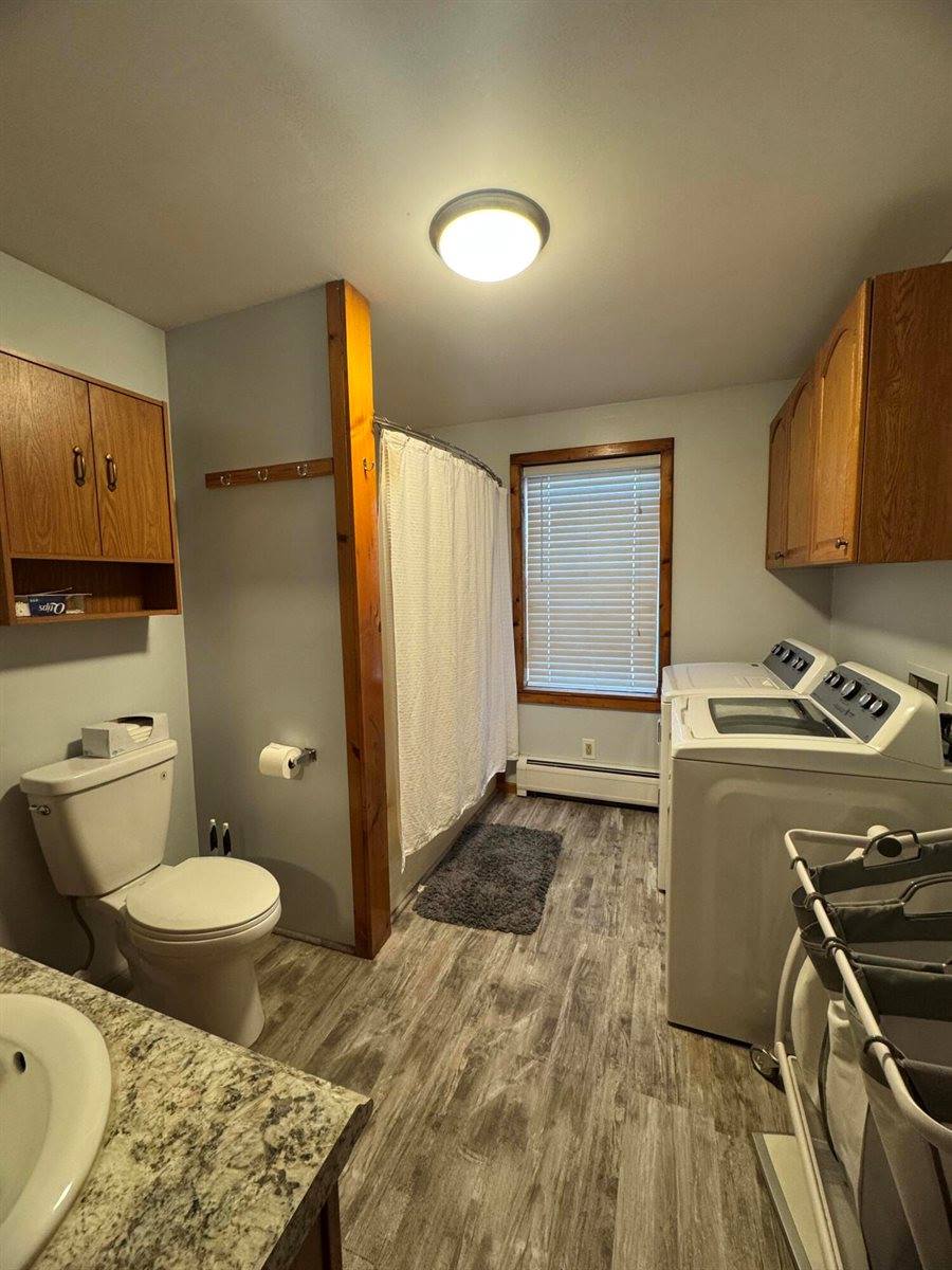 9 Main Street, Corinth, ME 04427