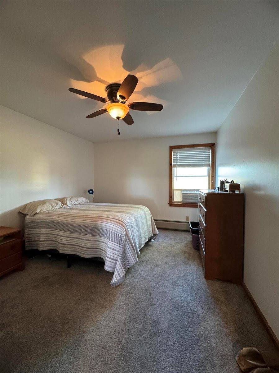 9 Main Street, Corinth, ME 04427