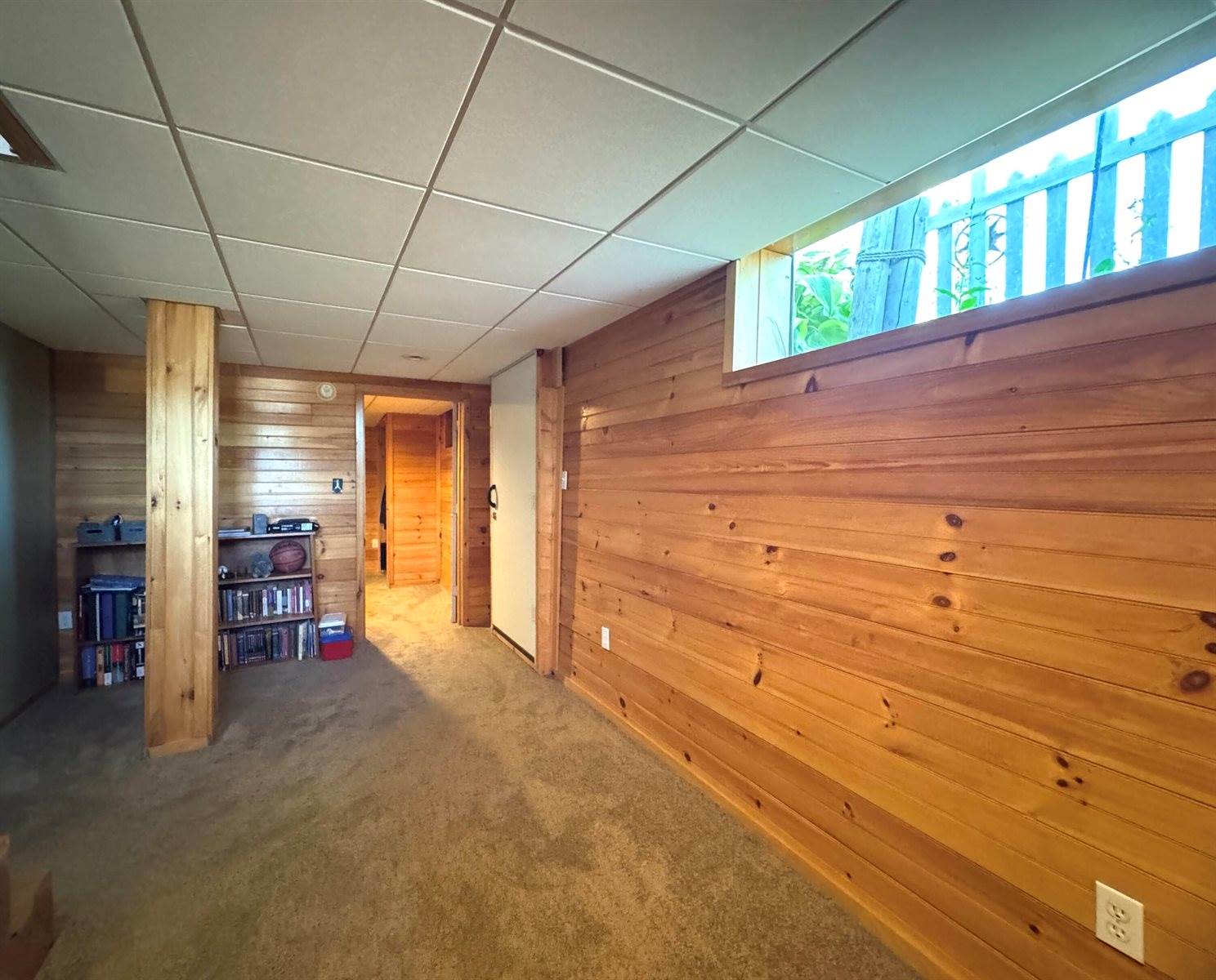 9 Main Street, Corinth, ME 04427