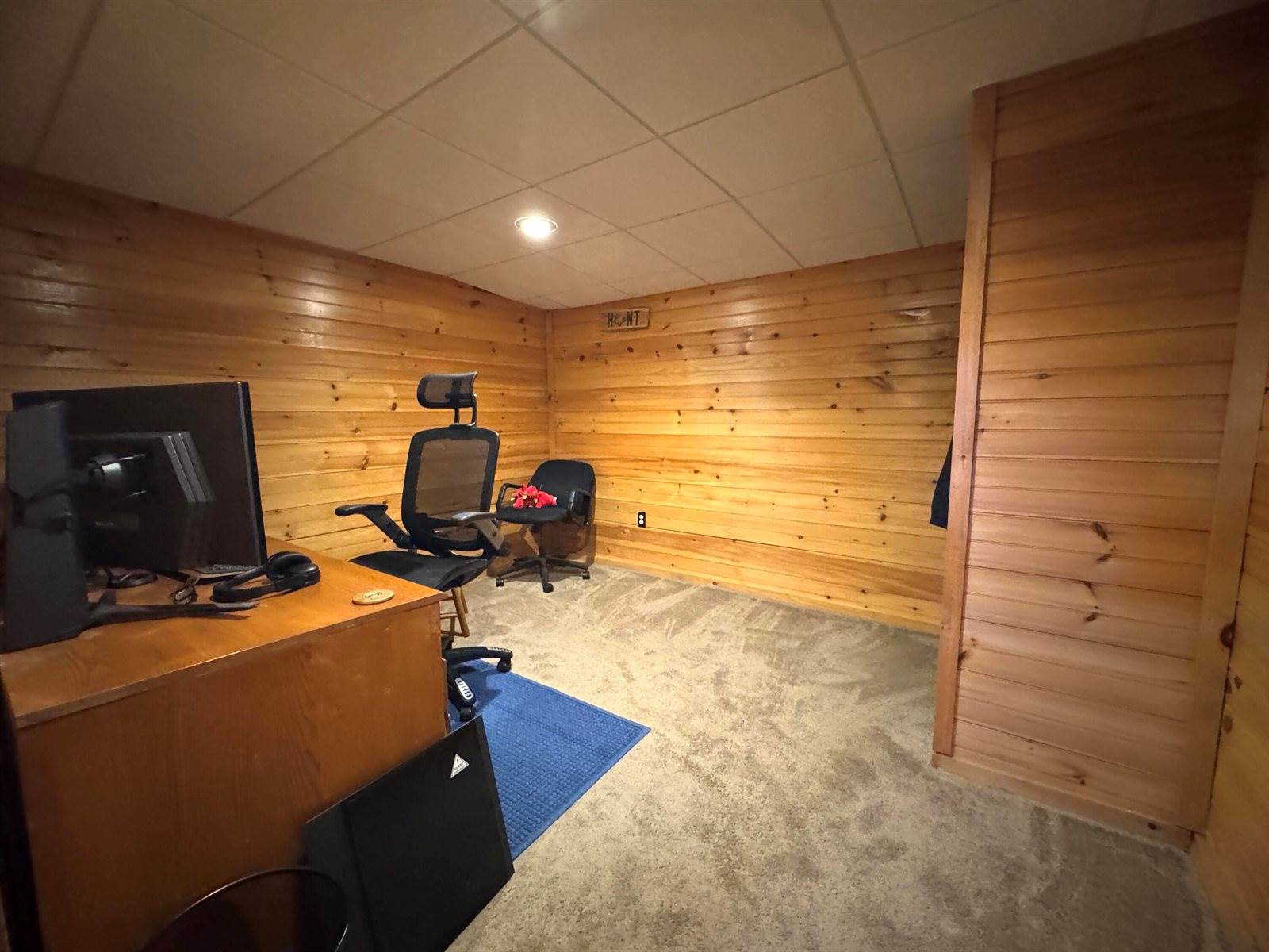 9 Main Street, Corinth, ME 04427