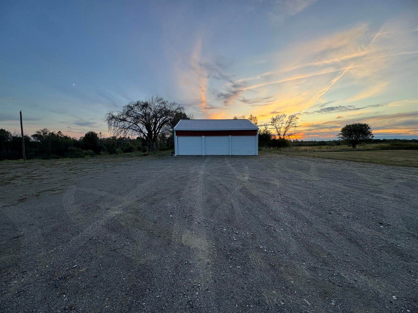 9 Main Street, Corinth, ME 04427