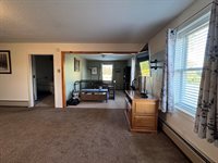 9 Main Street, Corinth, ME 04427