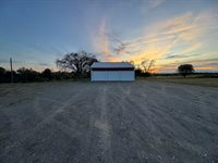 9 Main Street, Corinth, ME 04427