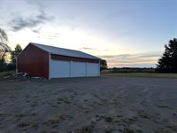 9 Main Street, Corinth, ME 04427