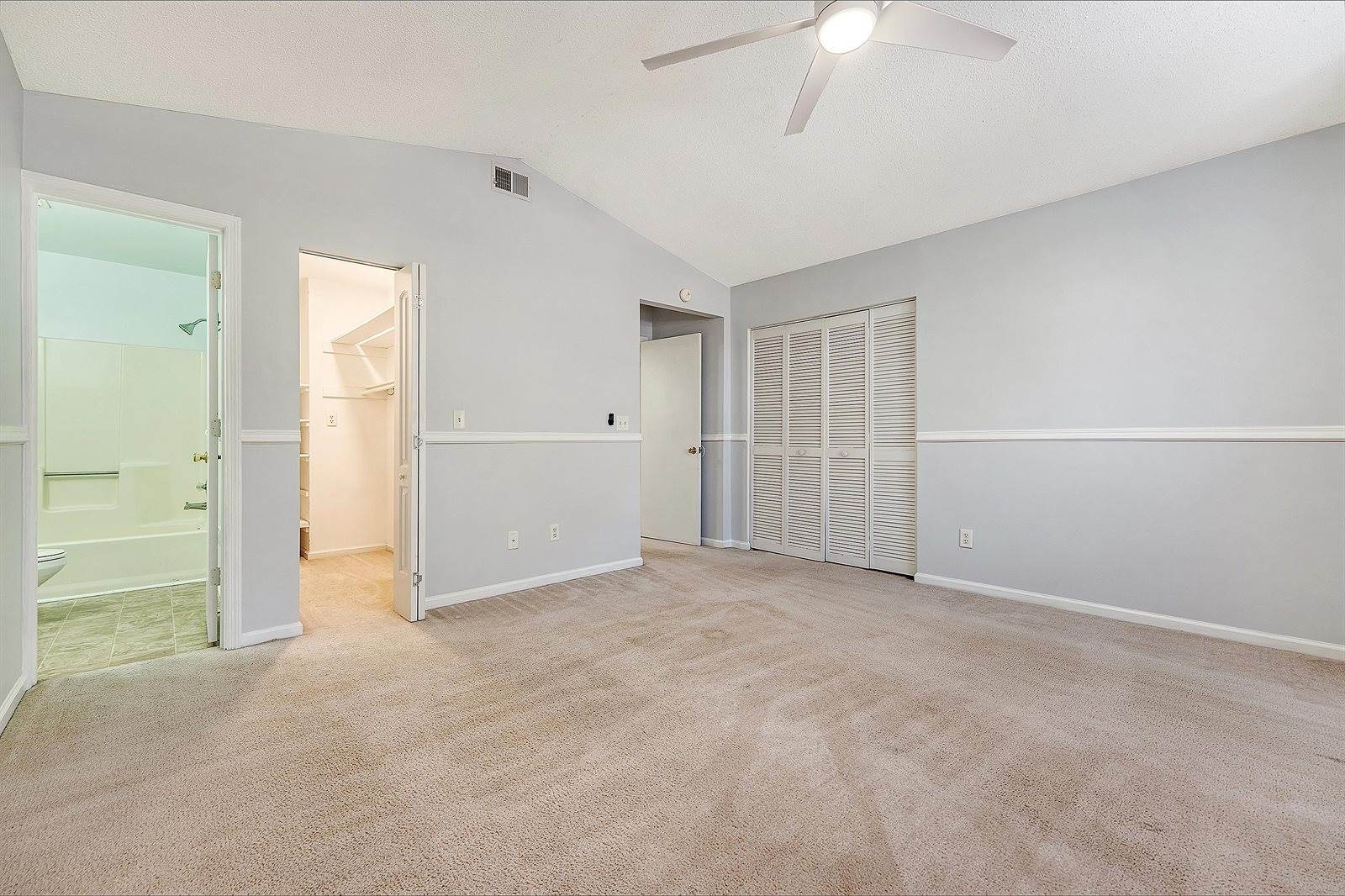 8212 Continental Court, North Charleston, SC 29420