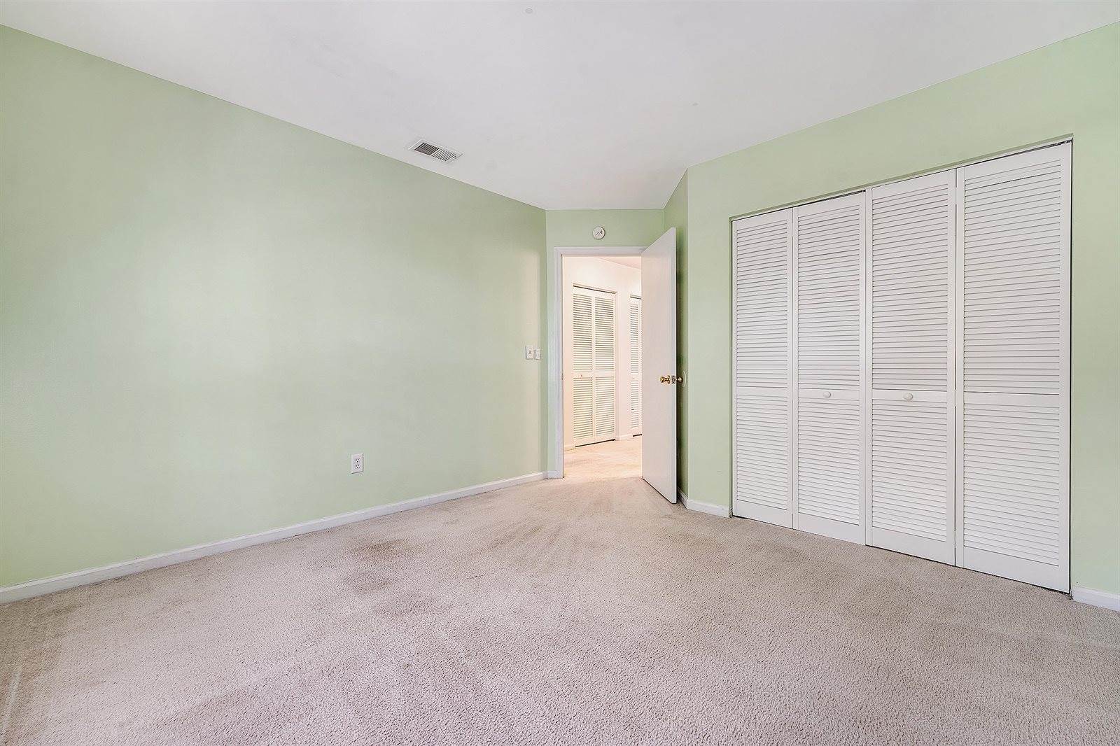 8212 Continental Court, North Charleston, SC 29420