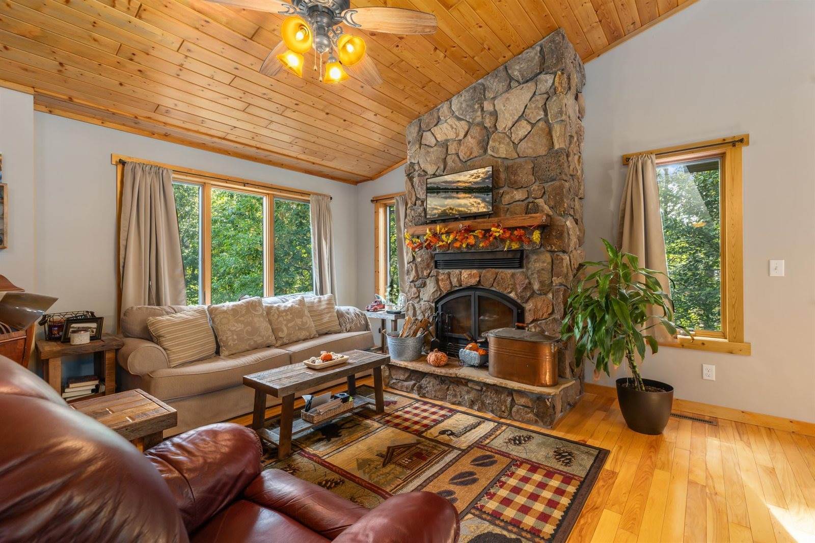 33921 Wild Wind Ranch Drive, Crosslake, MN 56442