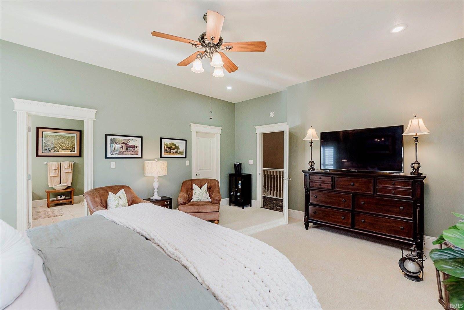 1808 N Sawmill Lane, Muncie, IN 47304