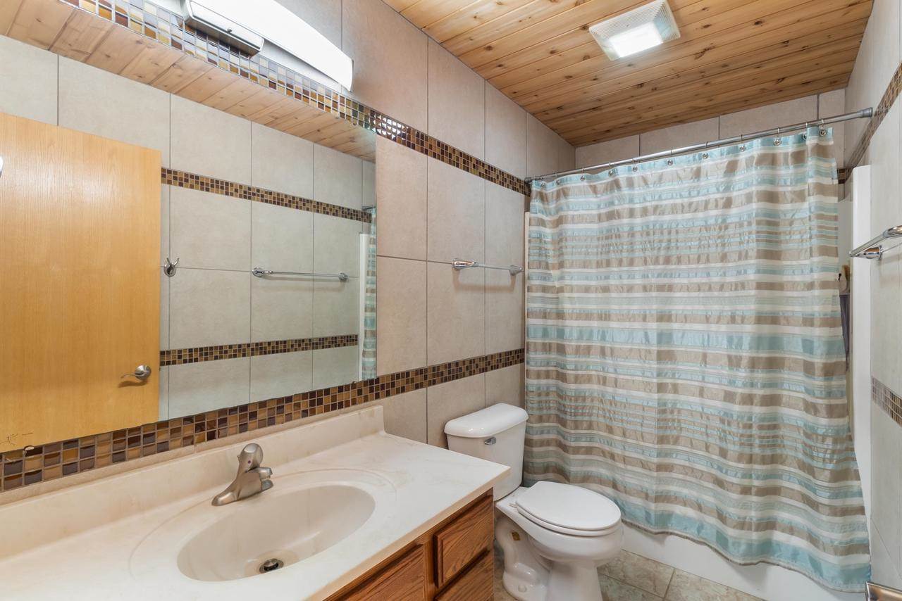 5330 Valley Edge Drive, Madison, WI 53704