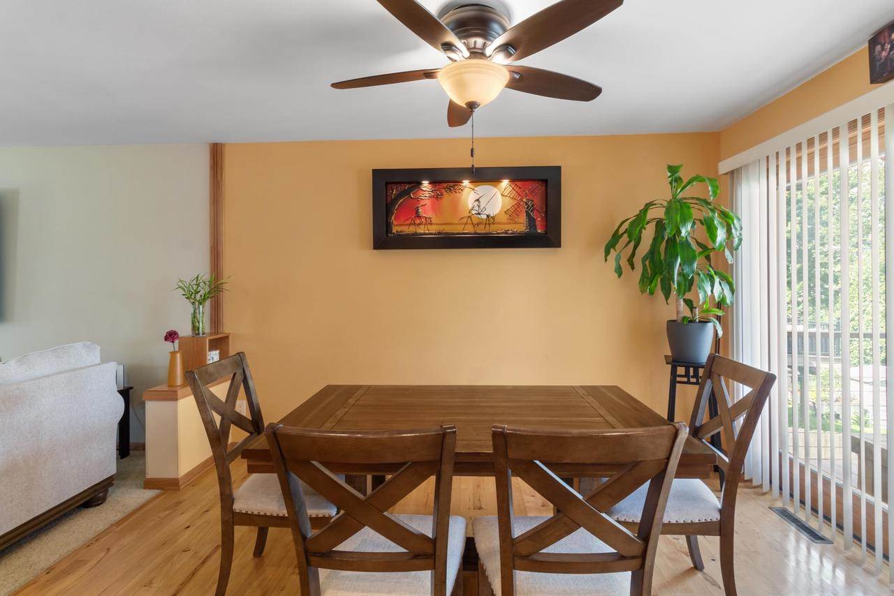 5330 Valley Edge Drive, Madison, WI 53704