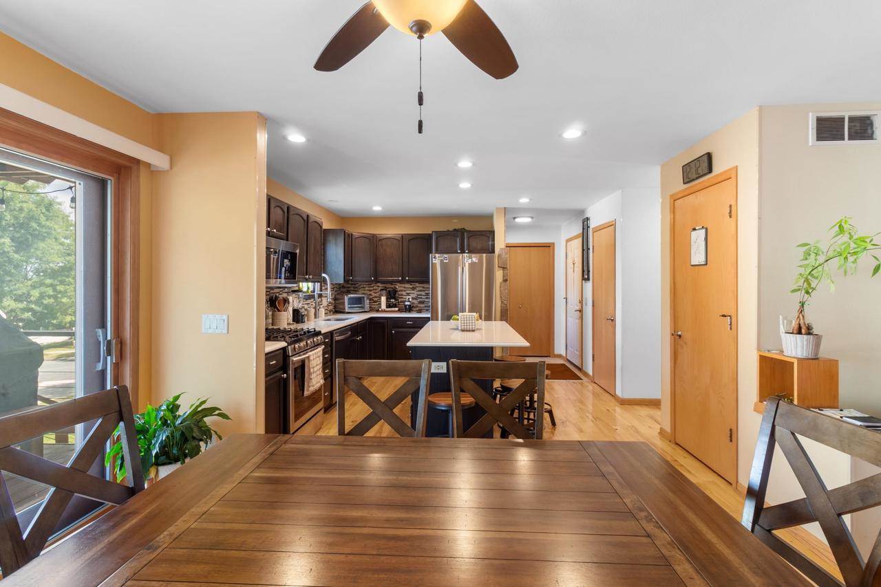 5330 Valley Edge Drive, Madison, WI 53704