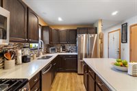 5330 Valley Edge Drive, Madison, WI 53704