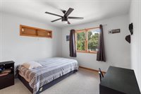 5330 Valley Edge Drive, Madison, WI 53704