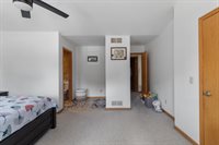 5330 Valley Edge Drive, Madison, WI 53704