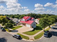 5330 Valley Edge Drive, Madison, WI 53704