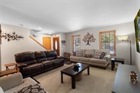 5330 Valley Edge Drive, Madison, WI 53704