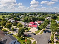 5330 Valley Edge Drive, Madison, WI 53704