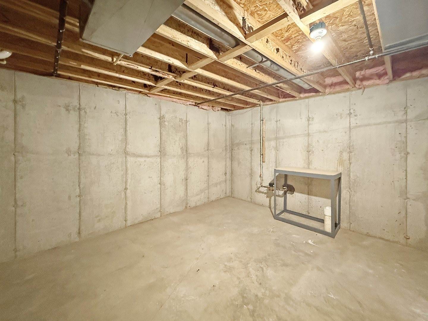 12432 Barberry Drive, Winnebago, IL 61088