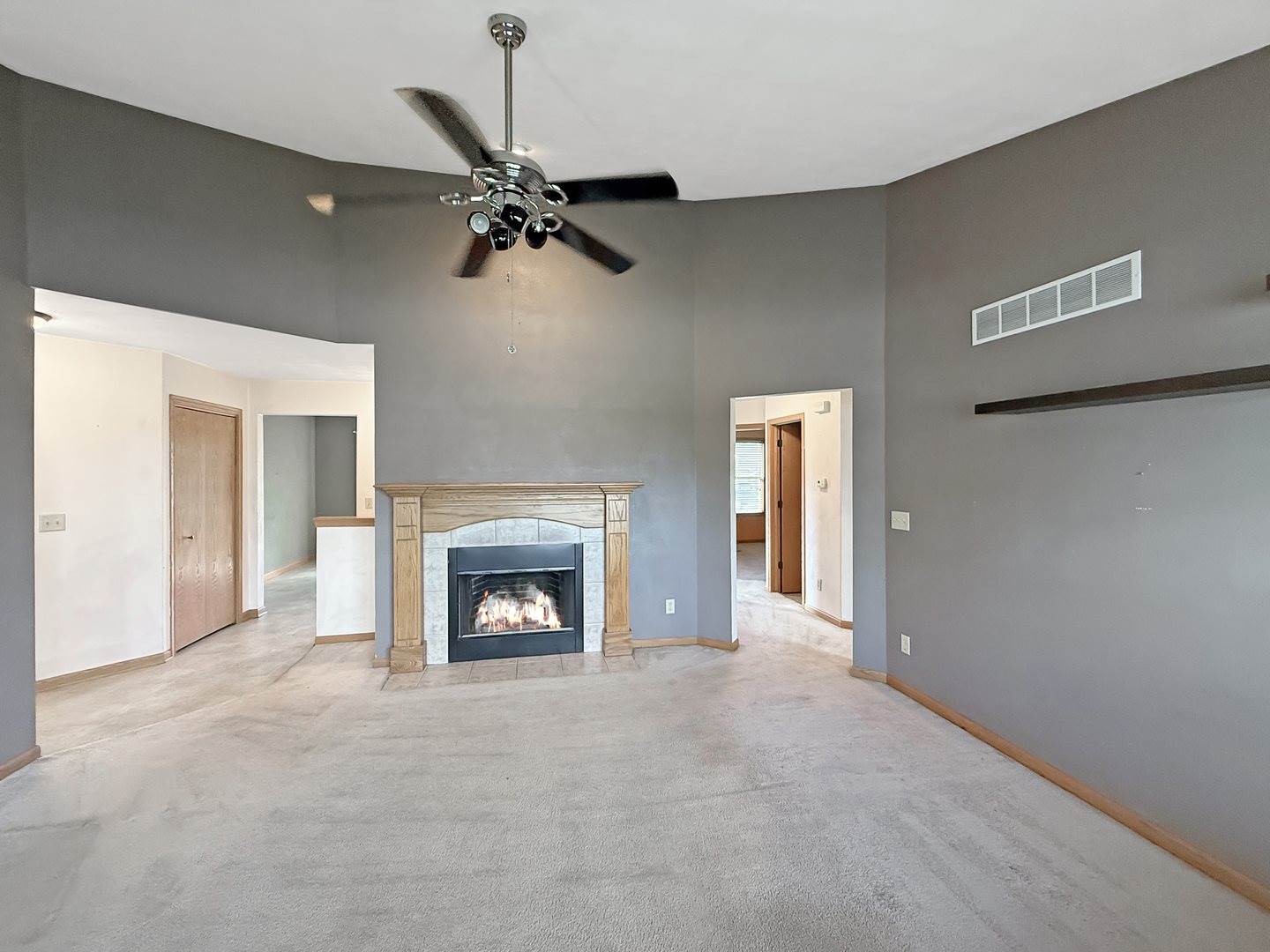 12432 Barberry Drive, Winnebago, IL 61088