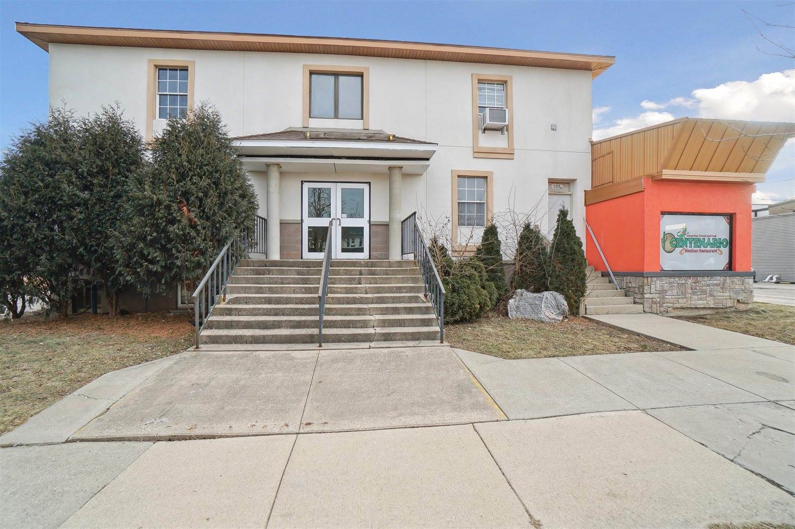 107 Baker, Waunakee, WI 53597