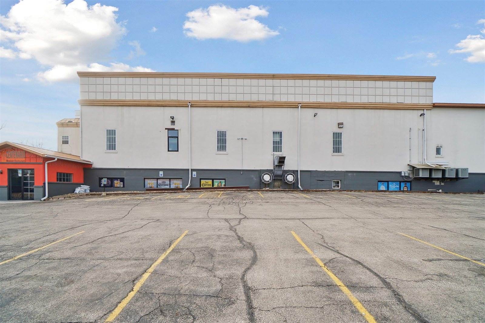 107 Baker, Waunakee, WI 53597