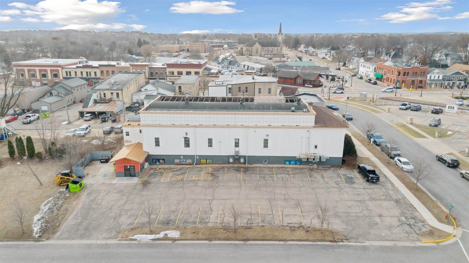 107 Baker, Waunakee, WI 53597