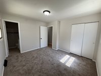 1748 Ridge Drive, Freeport, IL 61032