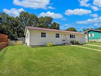 1748 Ridge Drive, Freeport, IL 61032