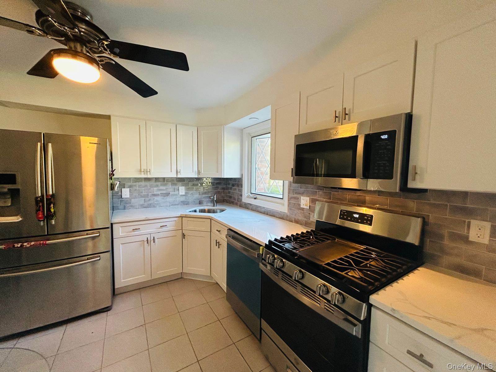 41 cambridge Avenue, North Hempstead, NY 11050